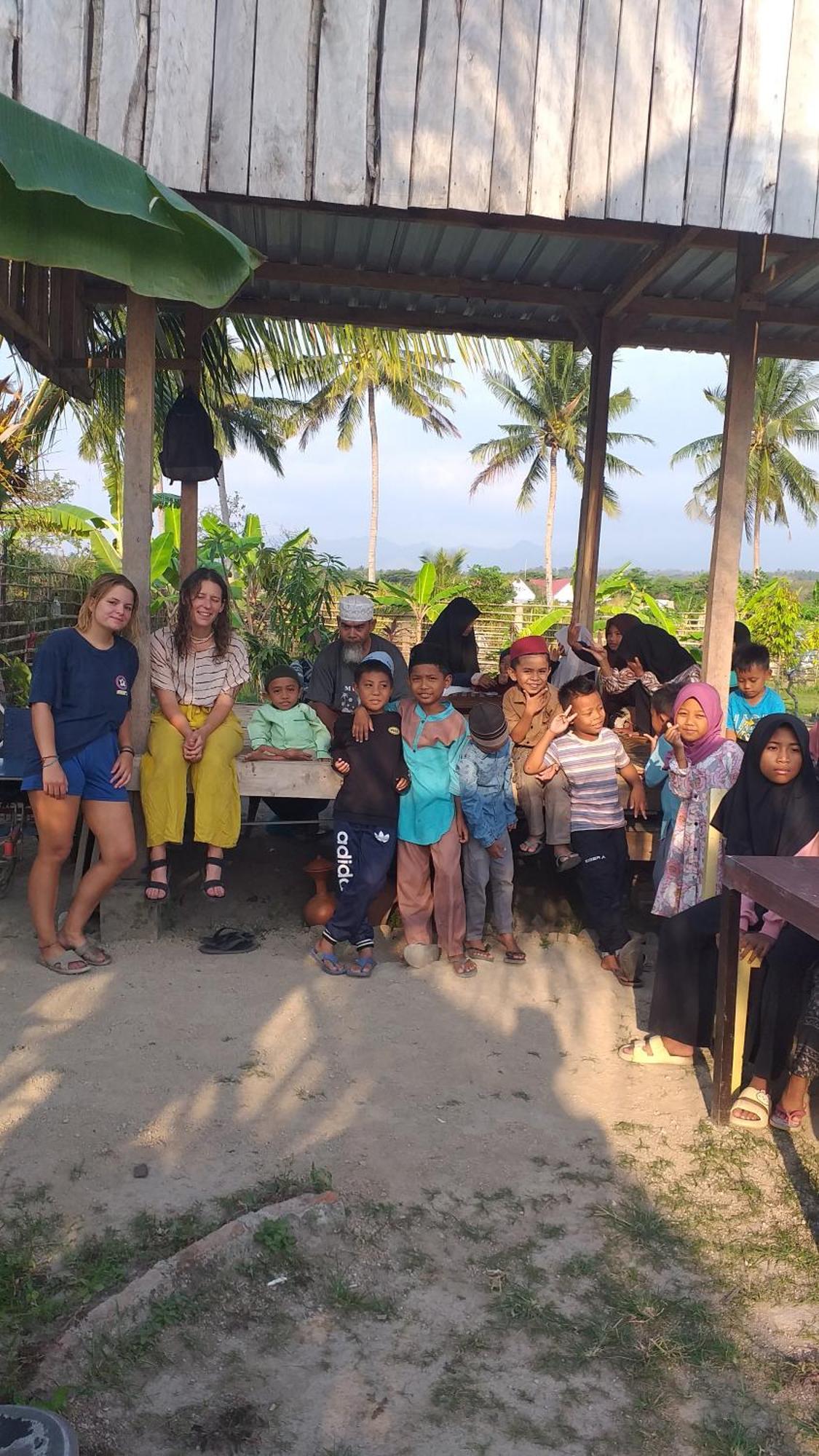 The Daun Puntik Homestay Pemenang المظهر الخارجي الصورة