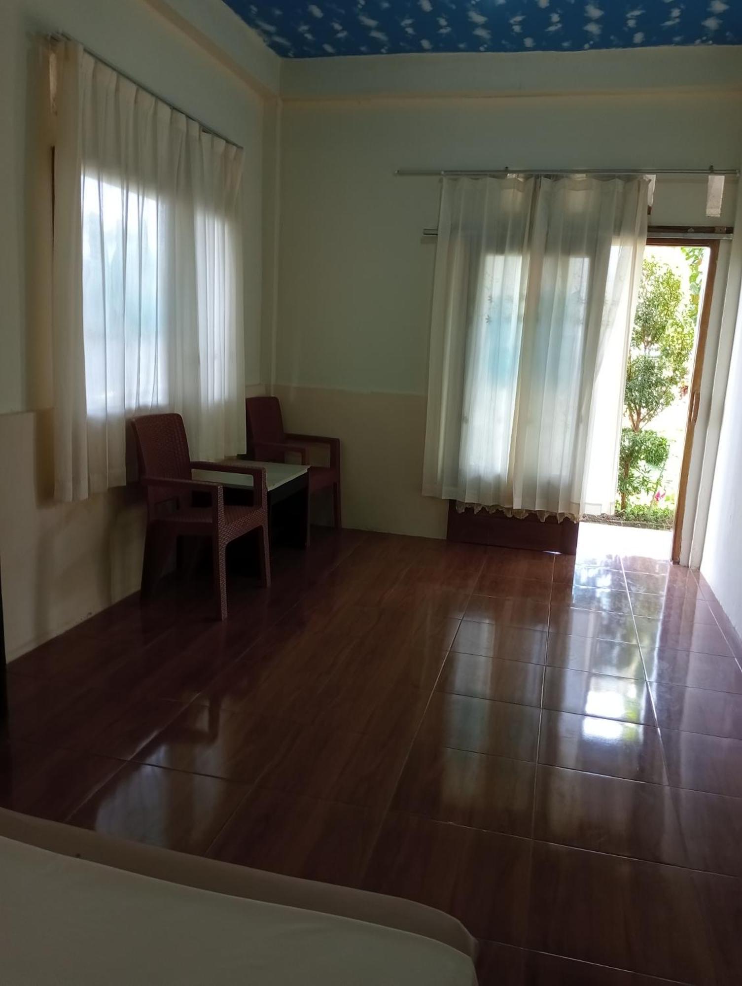 The Daun Puntik Homestay Pemenang المظهر الخارجي الصورة