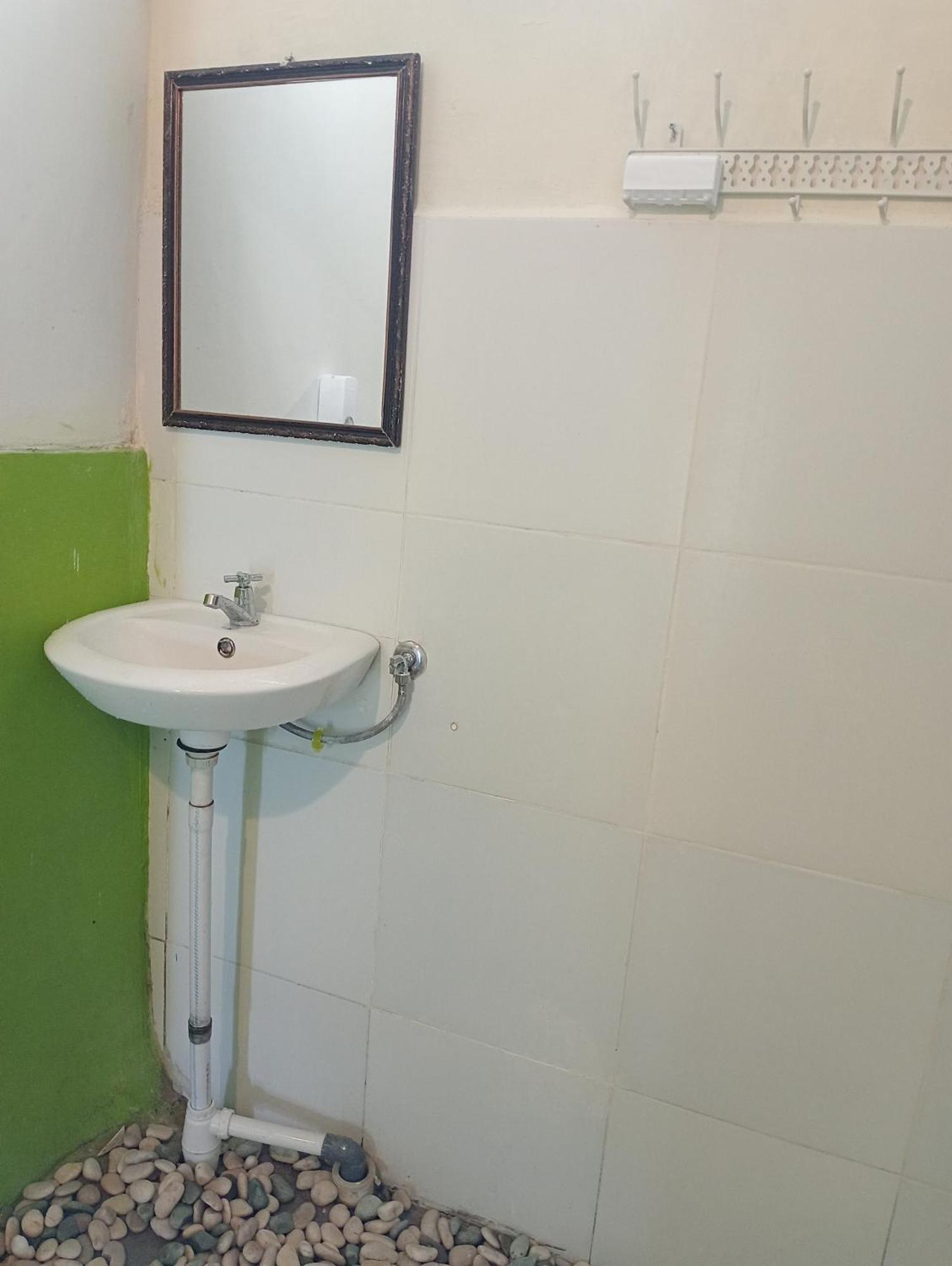 The Daun Puntik Homestay Pemenang المظهر الخارجي الصورة