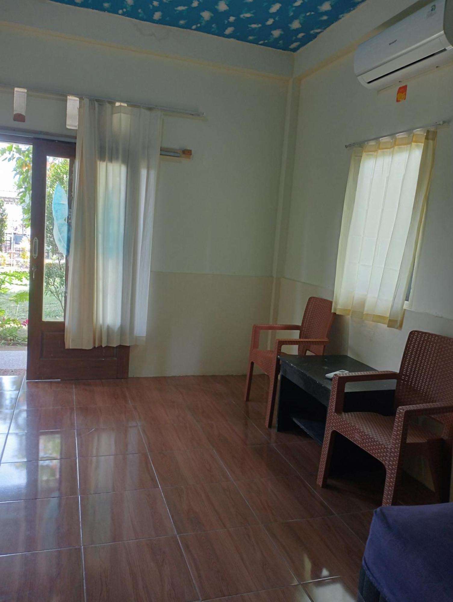 The Daun Puntik Homestay Pemenang المظهر الخارجي الصورة