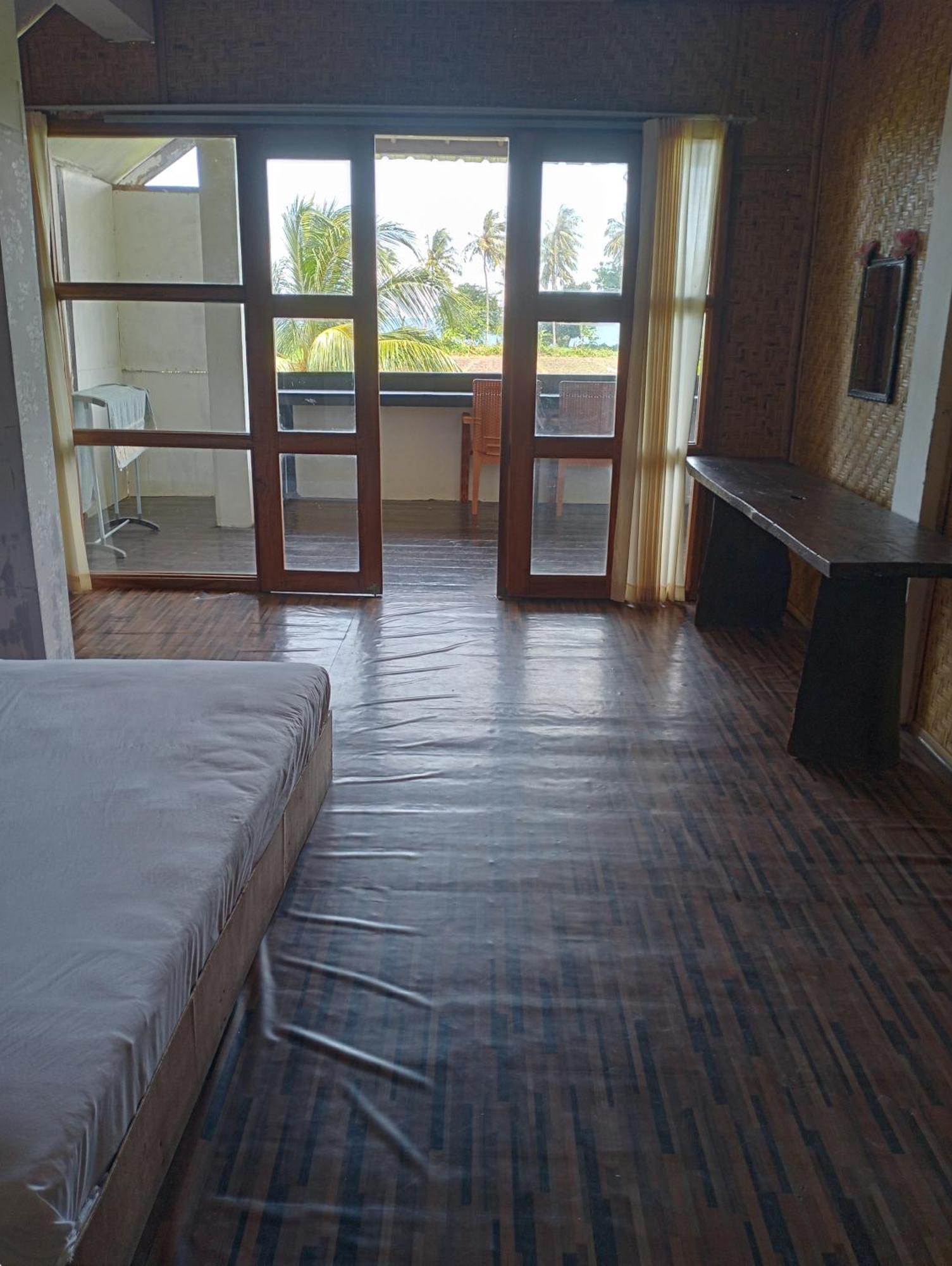The Daun Puntik Homestay Pemenang المظهر الخارجي الصورة